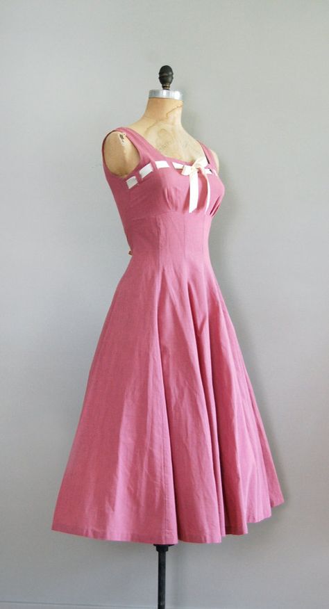 1950s rose pink cotton sundress 1950s White Dress, 1950s Dress Pattern, 50s Sundress, 50s Pink Dress, 50s Dresses Casual, 1950s Dress Casual, 1950s Sundress, Pink Vintage Dress, Pink 1950s Dress