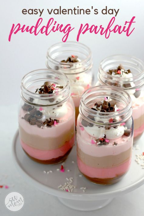 pudding dessert for valentine's day Dessert Quick, Easy Pudding, Valentine Food, Pudding Parfait, Easy Puddings, Parfait Desserts, Dessert Easy, Valentine Desserts, Valentine Party