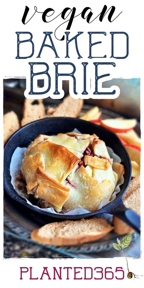 Vegan Brie, Baked Brie In Puff Pastry, Brie In Puff Pastry, Brie Puff Pastry, Gluten Free Puff Pastry, Gluten Free Pastry, Vegan Baked, Vegan Party, Baked Brie