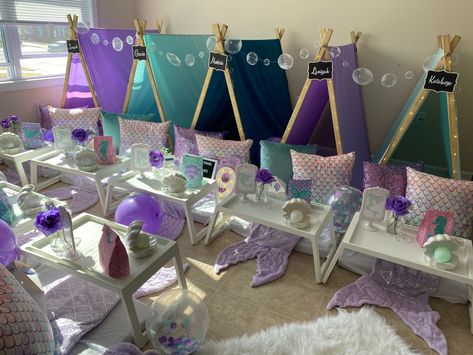 Mermaid Teepee Sleepover, Mermaid Themed Sleepover, Easter Sleepover Ideas, Mermaid Teepee Party, Mermaid Tent Party, Mermaid Sleepover Party, Teepee Themes, Mermaid Picnic, Mermaid Sleepover