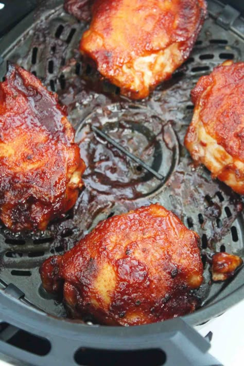 Chicken thighs with lots of bbq sauce made in the air fryer. Air Fryer Barbecue Chicken Thighs, Deboned Chicken Thigh Recipes, Chicken Thighs In Air Fryer, Barbecue Chicken Thighs, Deboned Turkey, Bbq Chicken Legs, Easy Bbq Chicken, Bbq Chicken Thighs, Barbecue Chicken Recipe