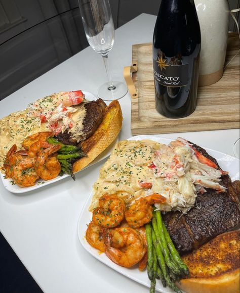 Shrimp Dinner Aesthetic, Crab And Steak Dinner, Steak And Shrimp Dinner Ideas, Steak And Shrimp Dinner, Steak And Shrimp Recipes, Food Cravings Dinner, Steak And Crab, Dinner Shrimp, Steak And Shrimp