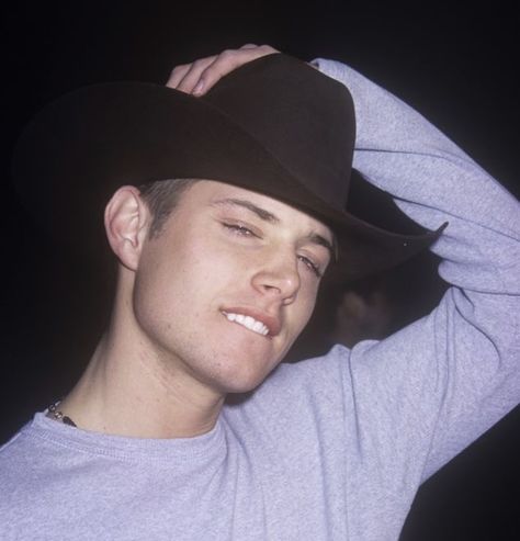 young jensen ackles Young Jensen Ackles, 8k Followers, Jensen Ackles, A R, Short Videos, Cowboy