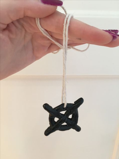 When one has leftover model magic, one makes an Operator symbol necklace Operator Symbol, Creppy Pasta, Weird Kid, Creepypasta Proxy, Model Magic, Ben Drowned, Marble Hornets, Symbol Necklace, Dark Corners