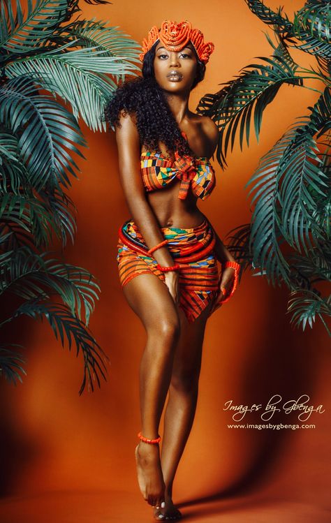 Glo🇳🇬 on Twitter: "The flag. The Face… " African Photoshoot, African Theme, Studio Portrait Photography, Beautiful Photoshoot Ideas, Studio Photoshoot, African Queen, Instagram C, African Print Dresses, African Beauty