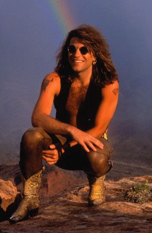 Jon Bon Jovi at the end of my rainbow! Ahhh :) Bon Jovi 80s, Blaze Of Glory, Bon Jovi Always, Night Sky Art, Celebrity Travel, Jon Bon Jovi, Creative Images, Most Handsome Men, Bon Jovi