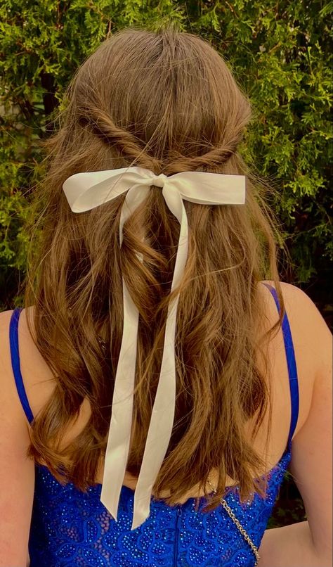 Grad Hairstyles, Semi Formal Hairstyles, Cute Prom Hairstyles, Prom Hair Medium, Concert Hairstyles, Simple Prom Hair, Prom Hair Down, Ball Hairstyles, Prom Hairstyles For Short Hair