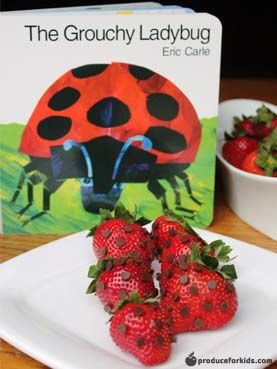 The Grouchy Ladybug Strawberry Snack - a 2 ingredient snack that kids will have a blast making! Grouchy Ladybug Activities, Ladybug Snacks, The Grouchy Ladybug, Eric Carle Crafts, Strawberry Snacks, Grouchy Ladybug, Preschool Cooking, Cooking In The Classroom, Today Is Monday