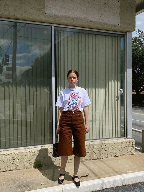 Here's the Real Difference Between Culottes and Gaucho Pants Short Palazzo Pants Outfit, Culottes Shorts Outfit, Gaucho Pants Outfit, Denim Culottes Outfits, Shoes With Shorts, Palazzo Pants Outfit, Culottes Outfit, Cool Looks, Denim Culottes