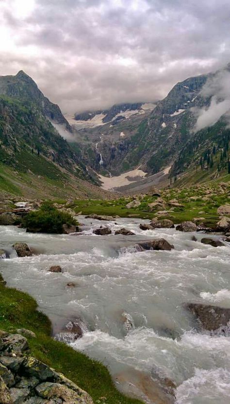 Jahaz Banda upper Deer KPK Pakistan North Pakistan, Pakistan Aesthetic, Pakistan Pictures, Pakistan Places, Northern Pakistan, Pakistani People, Pakistan Culture, Beautiful Pakistan, Hunza Valley