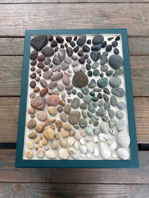 What To Do With Beach Rocks, Rock Collection Cabinet, Lake Rock Crafts, What To Do With Rocks From The Beach, Rock Jar Ideas, Outdoor Rock Collection Display, Rock Diy Crafts, Beach Agate Crafts, Small Rock Display Ideas