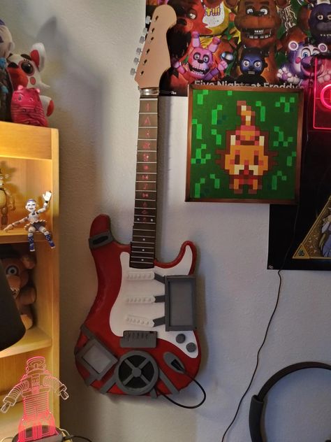 Sally Face Electric Guitar, Sally Face Guitar Symbols, Sally Face Room Decor, Sal Fisher Guitar, Sally Face Gameboy, Cosplay Room Ideas, Sally Face Guitar, Sallyface Cosplay, Sally Face Cosplay