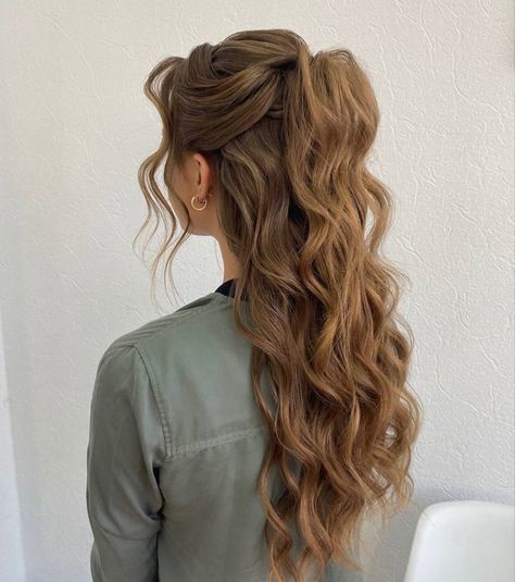 Bridesmaid Hair Inspo, Rambut Brunette, Guest Hair, Bridesmaid Hair Makeup, Long Hair Wedding Styles, Hairdo For Long Hair, Hair Stylist Life, Bridal Hair And Makeup, Wedding Hair And Makeup