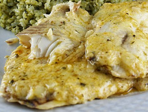 recipes magazine: Fish Mayonnaise in Oven Tilapia Sauce, Baked Tilapia Recipes, Baked Tilapia, Hcg Recipes, Mayonnaise Recipe, Tilapia Recipes, Fish Recipe, Lemon Sauce, Baked Fish