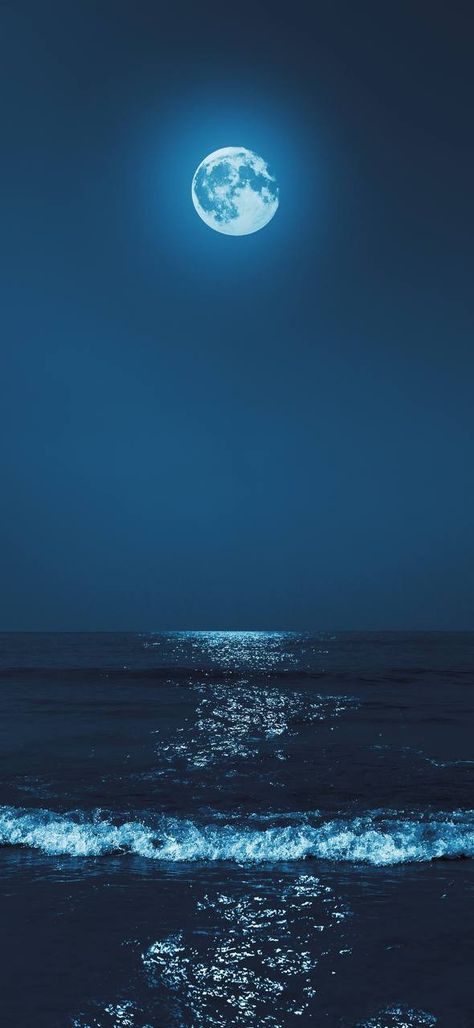 Water And Moon Aesthetic, Moon Water Wallpaper Aesthetic, Sea Asthetic Wallpers, Asthetic Sky Wallper, Blue Moon Aesthetic Wallpaper Iphone, Sea And Moon Wallpaper, Asethic Wallpaper For Lockscreen, Asthetic Lockscreen Wallper, Moon And Sea Aesthetic