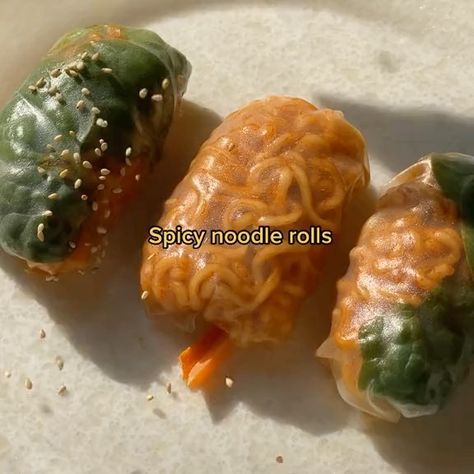 Spring Roll Recipe With Noodles, Spicy Ramen Noodle Spring Rolls, Spicy Noodle Rolls, Spring Roll Spicy Noodles, Spring Rolls Noodles, Spicy Noodles Spring Rolls, Spring Roll Noodles, Spicy Ramen Spring Rolls, Korean Spring Rolls