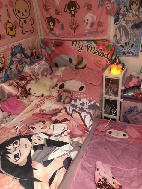 Hatsune Miku Room Decor, Animecore Room, Creepy Cute Room, Hatsune Miku Room, Miku Room, Coloring Pages Sanrio, Kawaiicore Room, Railgun Anime, Cute Aesthetic Coloring Pages