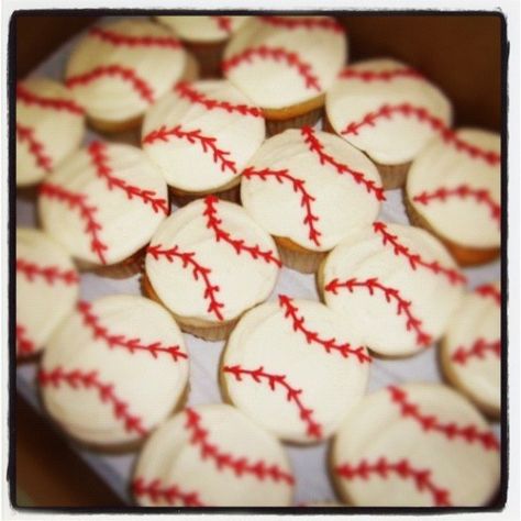 Photo 4 of 4: Baseball / Birthday "Baseball Party" | Catch My Party Baseball Cupcakes, Fathers Day Cupcakes, Baseball Theme Birthday, Baseball Theme Party, Fathers Day Cake, Baseball Birthday Party, Baseball Party, Gateaux Cake, Baseball Birthday