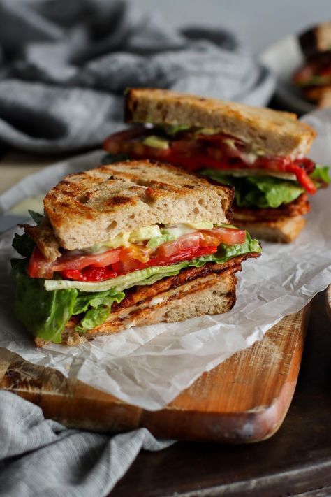 Best Veggie Sandwich, Lettuce Tomato Sandwich, 10 Min Meals, Bbq Tempeh, 15 Min Meals, Bacon Blt, Avocado Nutrition, Tofu Wraps, Charred Broccoli