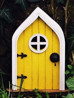 Fantasy Gate, Opening Fairy Doors, Diy Door Decor, Faerie Door, Fairy Doors On Trees, Oxalis Triangularis, Tooth Fairy Doors, Fairy Gnome, Fairy Garden Doors