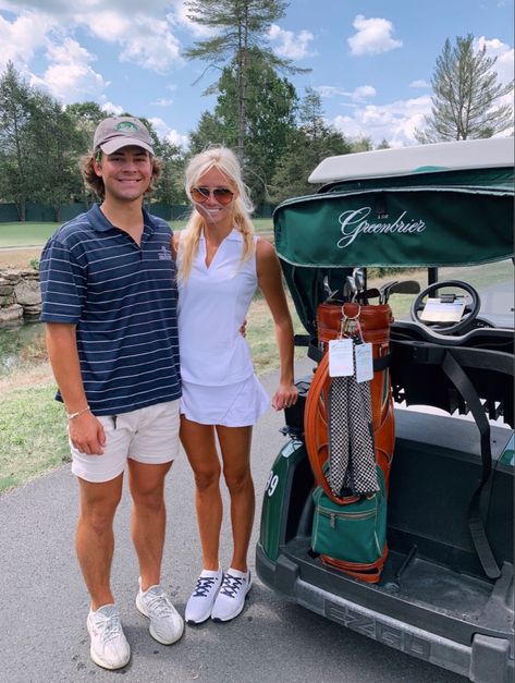 Haley Bookholdt, Couples Golfing, Golfing Outfits, Pub Golf, Golf Fits, Cute Golf Outfit, Golf Inspiration, Golf Day, Golf Attire