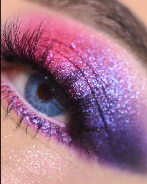 Pink And Purple Eyeshadow, Pink And Purple Makeup, Purple Eyeshadow Euphoria, Purple And Pink Eyeshadow Tutorial, Purple Halo Eye, Color Pop Amethyst Eyeshadow, Glam Eye Makeup, Purple Halo Eyeshadow, Purple Makeup