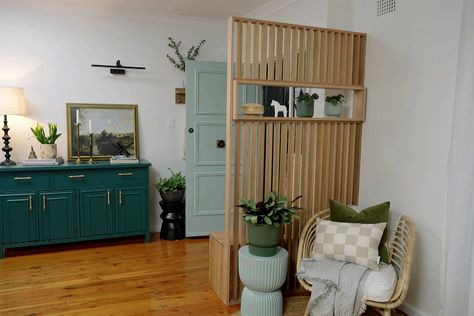 Privacy Wall Bench, Entryway Privacy Ideas, Entry Room Divider, Privacy Wall Indoor, Entrance Divider, Make A Room Divider, Small Home Office For Two, Build A Bench Seat, Entryway Divider