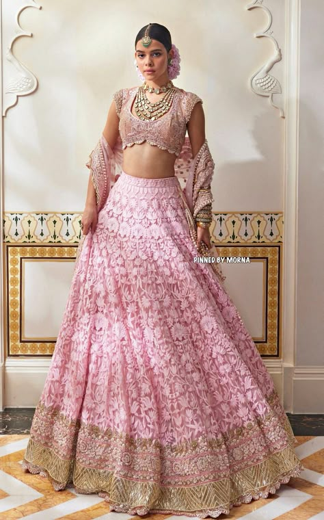 Manish Malhotra - India 🇮🇳 Modern Lehangas, Lehnga Style, Manish Malhotra Designs, Colour Rush, India Traditional Dress, Manish Malhotra Lehenga, Indian Fits, Saffron Spice, Sabyasachi Bridal