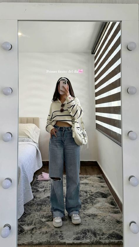 Ideas De Outfits Juveniles, Worship Outfits, Jeans And T Shirt Outfit, Blazer Outfits Casual, School Fit, Uni Outfits, Casual Day Outfits, Quick Outfits, Classy Casual Outfits