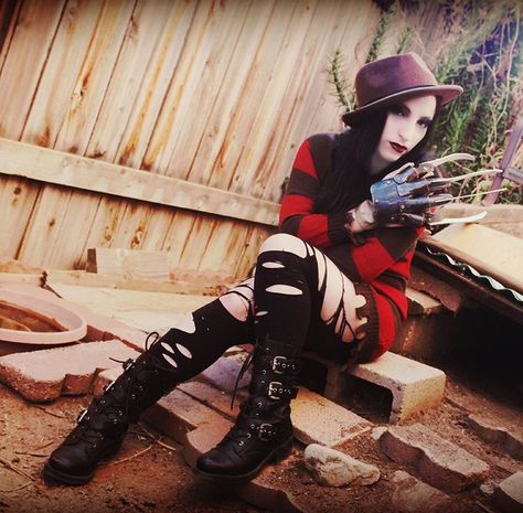 Fem Freddy cosplay Elm Street, Nightmare On Elm Street, Riding Helmets