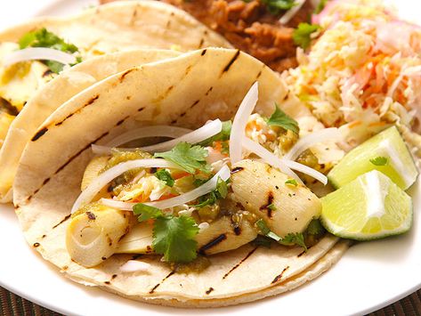 The #Vegan Experience: Grilled Marinated Heart Of Palm Tacos. #recipe Spicy Cabbage Slaw, Vegan Refried Beans, Spicy Cabbage, Vegan Coleslaw, Heart Of Palm, Vegan Grilling, Hearts Of Palm, Taco Party, Vegan Tacos