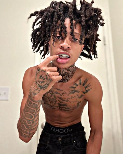 Cloud Tattoo Sleeve, Freeform Dreads, Black Men Tattoos, Tattoo Ideas Males, Dreadlocks Men, Dread Hairstyles For Men, Pretty Lips, Mens Dreads, Realistic Tattoo Sleeve