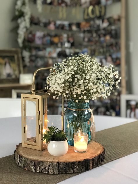 Center Piece Grad Party, Nursing School Graduation Party Centerpieces, Rustic Retirement Party Ideas, Vintage Grad Party, Winter Grad Party, Cottagecore Graduation Party, Formal Graduation Party Ideas, Rustic Grad Party, Grad Party Centerpiece Ideas