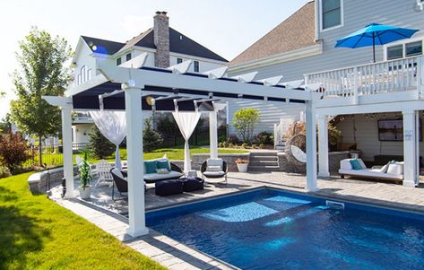 Trex Offers Pergola/Shade Structure Trex Pergola, Succulent Garden Diy Indoor, Pool Gazebo, Deck Shade, Pool Pergola, Pool Shade, Backyard Shade, Pergola Ideas, Wood Pergola