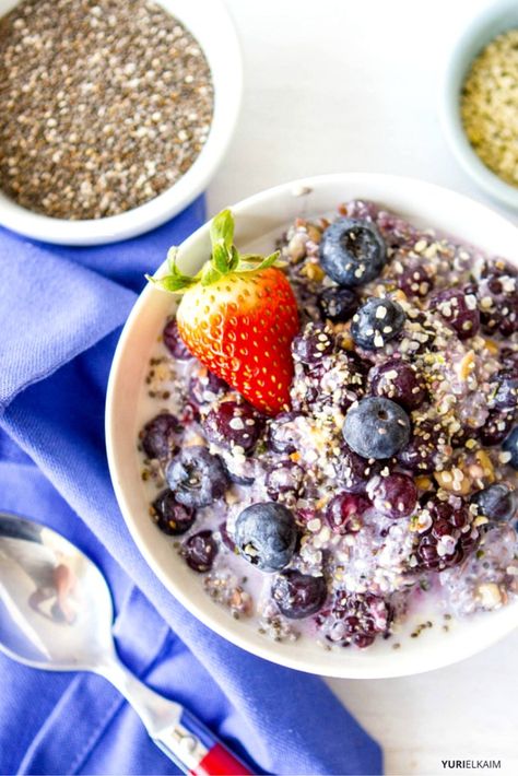 Blueberry Fiber Starter Breakfast Bowl Fibre Breakfast, Paleo Cereal, Cereal Aisle, Healthy High Protein Breakfast, High Fiber Breakfast, Local Supermarket, Brain Boosting Foods, High Protein Breakfast Recipes, High Fibre