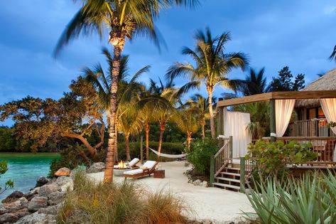 Indagare Picks: The Best Hotels for Romantic Vacations in the U.S. Best Romantic Getaways, Luxury Beach House, Palm Island, Romantic Hotel, Florida Hotels, Tropical Oasis, Romantic Beach, Sea Coral, Hidden Beach