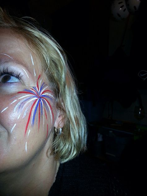 Fireworks Fourth of July Face Paint Makeup Ideas 4th Of July, 4th Of July Makeup Simple, Face Paint Ideas 4th Of July, Canada Day Face Painting Ideas, Fourth Of July Face Paint Easy, Memorial Day Face Paint, 4 Of July Makeup Ideas, Fourth Of July Face Paint Ideas, Forth Of July Face Paint Ideas