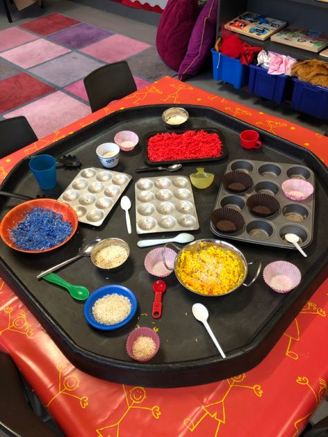 Baking Tuff Tray Ideas, Easy Tuff Tray Ideas Eyfs, Mess Free Tuff Tray Ideas, Tuff Tray Ideas For Under 2s, Easy Tuff Tray Ideas Preschool, Simple Tuff Tray Ideas Toddlers, Edible Science, Tuff Tray Ideas Toddlers, Kids Counting