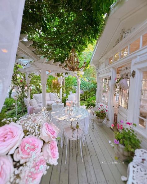 Porch Styling, White Cottages, Shabby Chic Cafe, Shabby Chic Patio, Shabby Chic Porch, Storybook House, Beautiful Modern Homes, Beautiful Exterior, Porch Styles