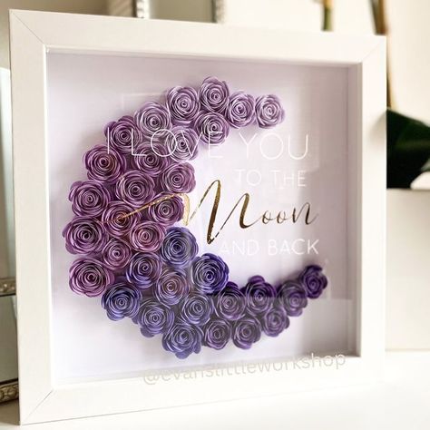 Gift Ideas Easy Diy, Paper Flower Shadow Box, Gift Ideas Aesthetic, Gift Ideas Easy, Aesthetic Room Decor Ideas, Rose Shadow, Rolled Paper Flowers, Paper Quilling For Beginners, Flower Shadow