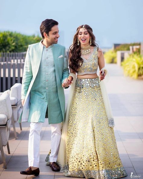 Indian.groom🔵 on Instagram: “@manishmalhotraworld get the latest indiangroom sherwani collections. . . Follow us :@indian.groom Turn on notification for updates.…” Outfit For Reception, Bride And Groom Indian Wedding Outfit, Wedding Outfit Ideas, Haldi Ceremony Outfit, Modern Indian Wedding, Elegant Fashion Outfits, Summer Wedding Outfit, Mens Wedding Attire, Mehendi Outfits