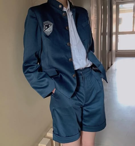 Male Uniform Aesthetic, School Uniform Aesthetic Boy, Private School Uniforms Boys, Male School Uniform Aesthetic, Korean School Uniform Men, Collage Uniform, School Uniform Men, Boy School Uniform, Pe Uniform