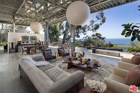 5-Natalie-Portman-home Nature Rooms, Montecito California, Glass Garage Door, Coastal Living Rooms, Urban Modern, Modern Mansion, Sunrooms, Ocean Views, Pool Ideas