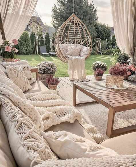 Bohemian Interior, Salalah, Outdoor Living Room, Furniture Trends, Outdoor Patio Decor, Boho Interior, Backyard Patio Designs, Balcony Decor, Backyard Decor