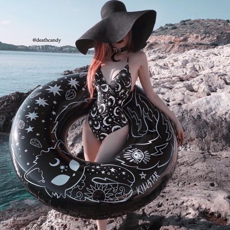 @killstar Summer Goth Outfits, Gothic Homeware, Goth Fits, Summer Goth, Summer Beach Outfit, Alternative Girls, Goth Outfits, Dark Beauty, Fashion Design Clothes