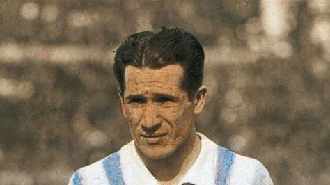 Argentina 3 Chile 1 in 1930. A minute later Guillermo Stabile scored again. 2-0 to Argentina in Group 1 at the World Cup Finals. World Cup Final, Vintage Images, World Cup, England, Football, History, Mens Tshirts, American Football