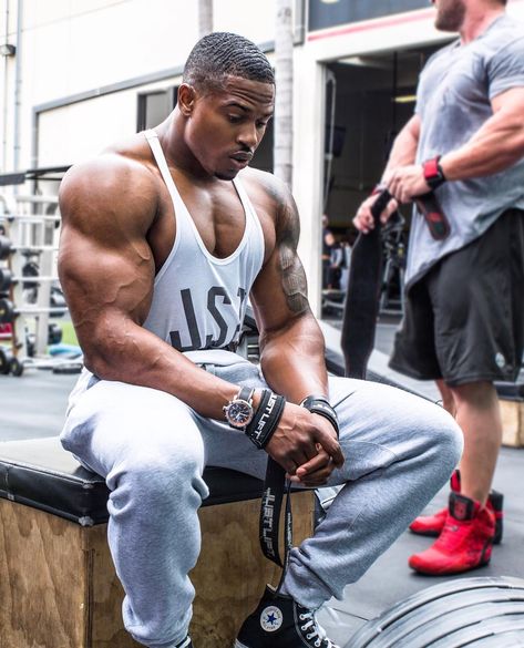 Simeon Panda Simeon Panda, Male Fitness, Muscle Man, Male Fitness Models, Boy Boy, Bodybuilding Motivation, Beast Mode, Gain Muscle, Muscle Men