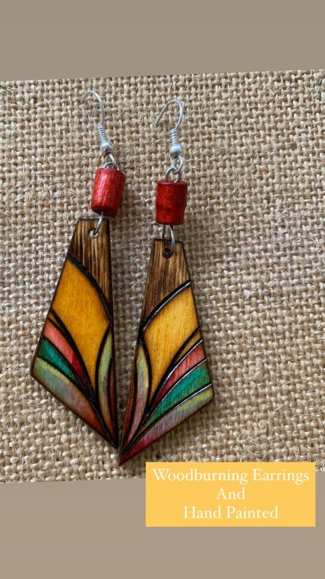 Diy Wooden Earrings Ideas, Painted Wood Earrings Ideas, Diy Painted Wood Earrings, Wooden Earrings Handmade, Mdf Earrings Hand Painted, Brown Bohemian Hand Painted Earrings, Wooden Handpainted Earrings, Wood Jewelry Diy, Beach Stones Jewelry