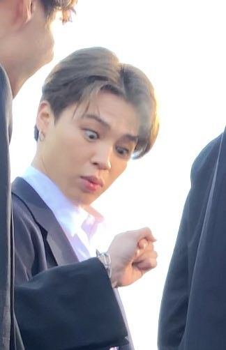 Jimin Meme, Confused Face, Summer Concert, Good Morning America, Park Jimin Bts, Bts Face, Face Cover, Bts Pictures, Bts Taehyung