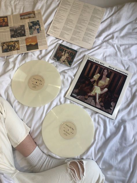 #bluebanisters #bb #lanadelrey #lanadelreyaesthetic #aesthetic #white #tumblr Og Coquette, Lana Merch, Blue Banisters, Cd Aesthetic, Lizzy Grant, Music Nerd, Vinyl Collection, Aesthetic White, Brooklyn Baby